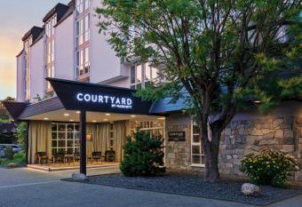 Courtyard by Marriott Wiesbaden-Nordenstadt allows 18 year olds to book a room