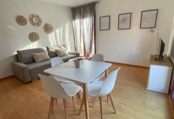 AZ El Balc  n de Luna has Balcony rooms