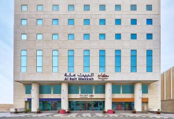 Makarem Al Bait Al Azizia Hotel allows 18 year olds to book a room