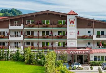 Hotel & Alpin Lodge Der Wastlhof has Balcony rooms