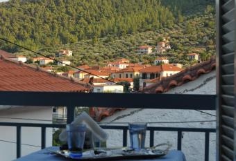 Small House for Holidays allows 18 year olds to book a room