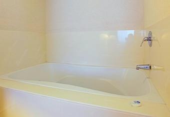 Americas Best Value Inn Rancho Palos Verdes has Smoking/Balcony rooms