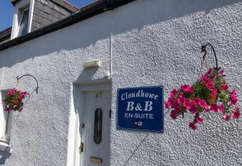 Cloudhowe allows 18 year olds to book a room