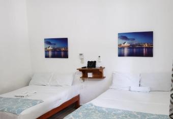 Las Palmas has Balcony rooms