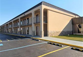 Americas Best Value Inn Newnan has Smoking rooms