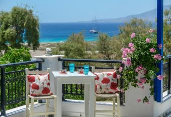 Studios Tasia has Balcony rooms