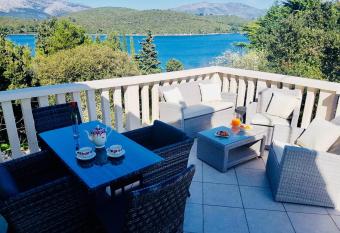 Apartments Daniela has Balcony rooms