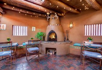 Santa Fe Motel and Inn allows 18 year olds to book a room