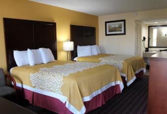 Bluegrass Inn has Smoking rooms