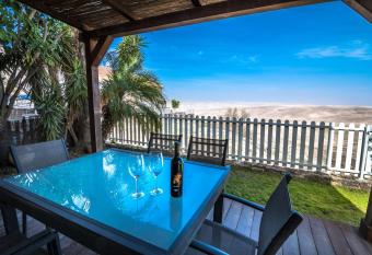 Adi in the desert has Balcony rooms