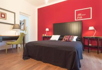 Il Sogno Apartments has Smoking/Balcony rooms