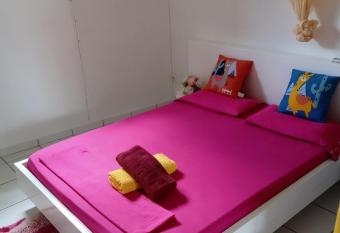 Pinpin has Balcony rooms