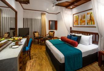 Tangerine Beach Hotel has Balcony rooms