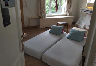 be house has Balcony rooms