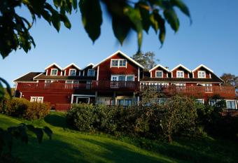 Bj  rnafjorden Hotell has Balcony rooms