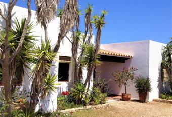 Apartamentos Laura Playa de Migjorn has Balcony rooms