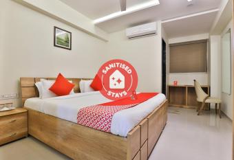 Collection O 12462 Hotel Shiv Inn allows 18 year olds to book a room