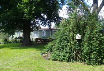 La Mar  a has Balcony rooms