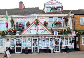 La Tavola Calda Hotel allows 18 year olds to book a room