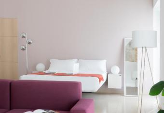 Brera Apartments in Moscova has Balcony rooms