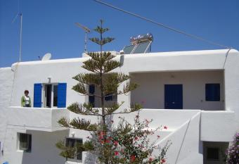 Marina Blue Ornos allows 18 year olds to book a room