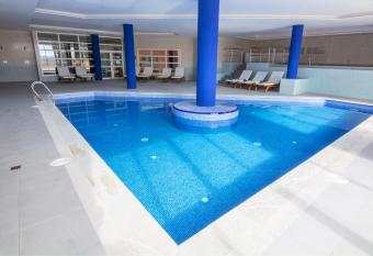 Bordoy Don Antonio allows 18 year olds to book a room