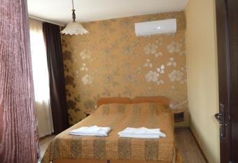 Tarnovski Dom Guest Rooms has Balcony rooms