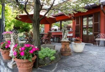 B&B - FORESTERIA - Frontelago Lake Como has Balcony rooms