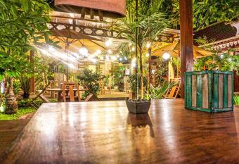 The Wisma Pulau Merah has Balcony rooms