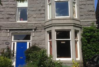 Denmore Guest House allows 18 year olds to book a room