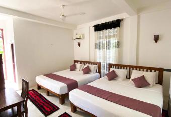 Shirani nature palace has Balcony rooms