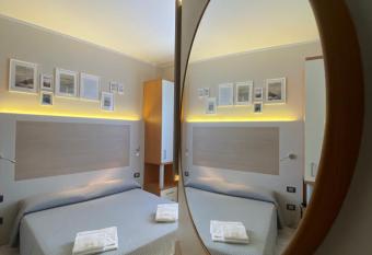 Hotel Due Giardini allows 18 year olds to book a room