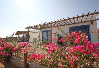 Santerra, Valle de Guadalupe allows 18 year olds to book a room
