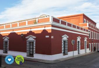 Mision Grand San Cristobal de las Casas allows 18 year olds to book a room