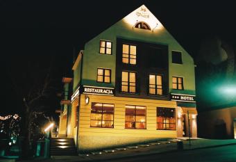 Hotel Piast has Balcony rooms