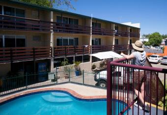 The Hostel, Airlie Beach allows 18 year olds to book a room