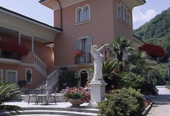Hotel Villa Delle Palme has Balcony rooms