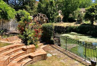 Albergo Mingone has Balcony rooms