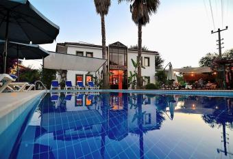 Kilim Hotel has Balcony rooms