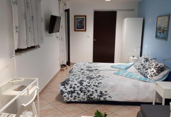 L&M room allows 18 year olds to book a room