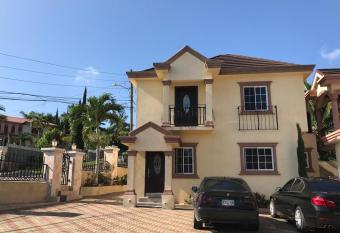 Chambers resident 5 has Balcony rooms