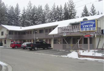 Thunderchief Inn has Balcony rooms