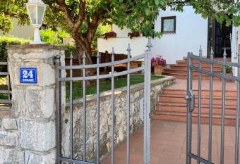 Dora has Balcony rooms