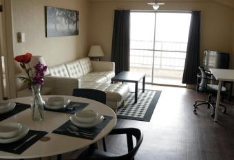 Sea View Court Kobe allows 18 year olds to book a room