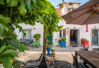 Casa do Patio by Shiadu allows 18 year olds to book a room