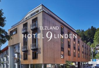 ElzLand Hotel 9 Linden allows 18 year olds to book a room