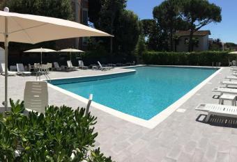 Hotel Dafne has Balcony rooms