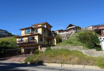 Caba  as Urra House has Balcony rooms