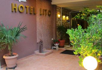 Hotel Lito allows 18 year olds to book a room