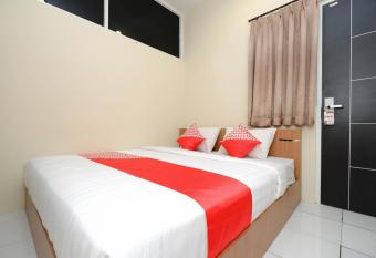 OYO 1250 Unta Residence allows 18 year olds to book a room